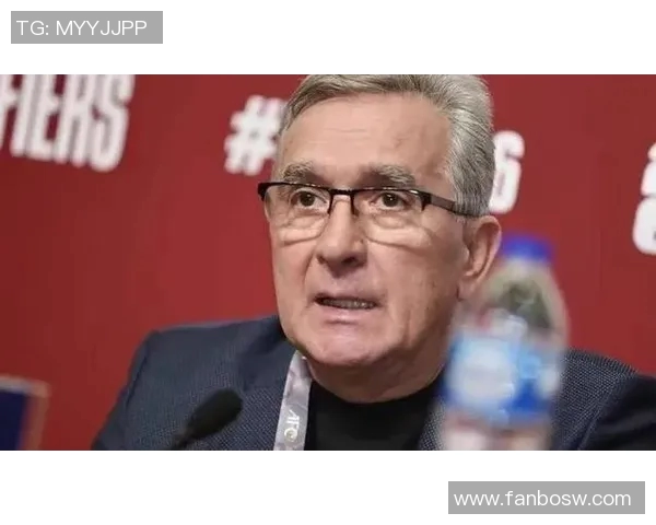 即将解约的足球明星引发热议背后的故事与影响分析